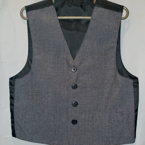 Boys suit/tux vest - Picture 3 of 5